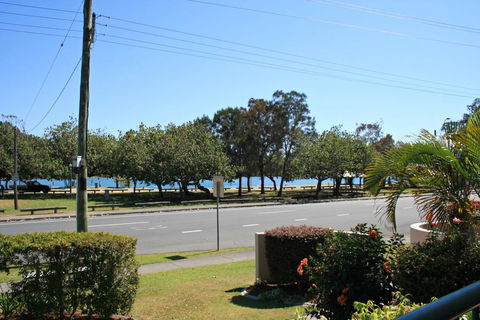 RIVERVIEW, UNIT 6, CURRUMBIN - Hotel Accommodation 0