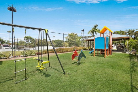 Riviera Resort - Hotel Accommodation 2