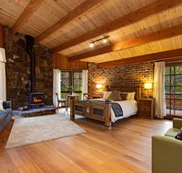 Rocky Creek Art Garden BB - Hotel Accommodation