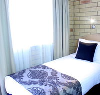 Roma Mid Town Motor Inn - Hotel Accommodation