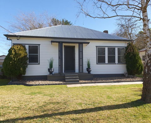 Ronelle Cottage - Hotel Accommodation 0