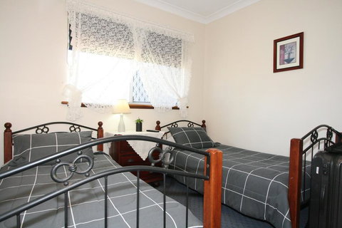 Safety Bay Guest House - Hotel Accommodation 0