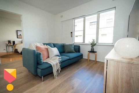 Sahara On Anzac-Close To Airport, City & Beach! - Hotel Accommodation 0