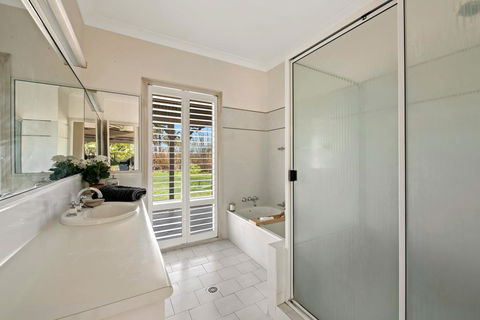 Saleview Estate - Hotel Accommodation 1