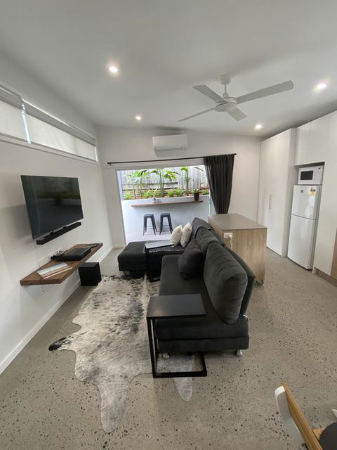 Sama Sama - Hotel Accommodation 0