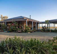 SanctuaryWaratah - Hotel Accommodation