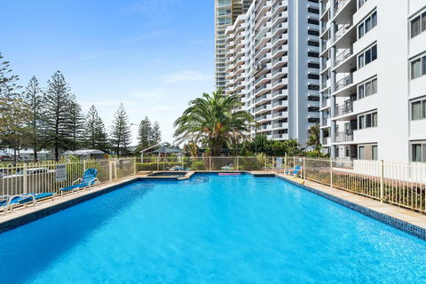 Sandpiper Broadbeach - Hotel Accommodation 3