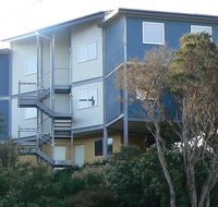 Sandy Point Beach Escape 1 Bedroom Apartment - Hotel Accommodation