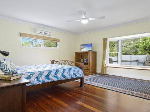 Sandy Shores - Character, Charm, Outdoor Spa - Hotel Accommodation 3