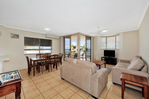 Santalina Beach Gem - Hotel Accommodation 2