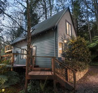 Santosa Cottage Sassafras - Hotel Accommodation