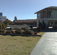 Sapphire City Motor Inn - Hotel Accommodation