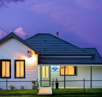 Sapphire Cottage - Hotel Accommodation