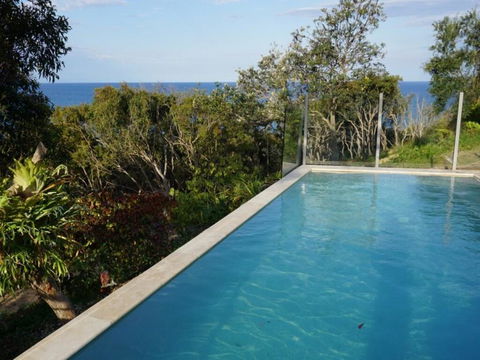 Scribbly Gums - Rainbow Beach, Ocean-front Spacious Home With Pool - Hotel Accommodation 3