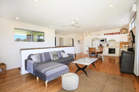 Sea Mist - Pet Friendly - Direct Access To Beach - Hotel Accommodation 1