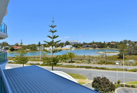 Sea Side 104 - Hotel Accommodation 0