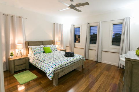 Sea Wood Delight In Hervey Bay - Hotel Accommodation 1