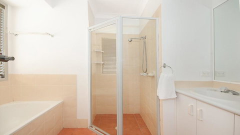 Seachange - Foxtel, Netflix, WiFi - Hotel Accommodation 3