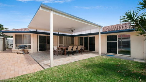 Seachange - Foxtel, Netflix, WiFi - Hotel Accommodation 0