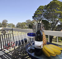 Seaclusion on Toorbul - Hotel Accommodation