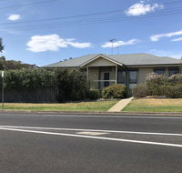 Seagrape Cottage - Hotel Accommodation