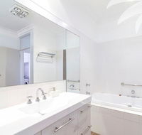 Seahaven at Smiths Lake - Hotel Accommodation