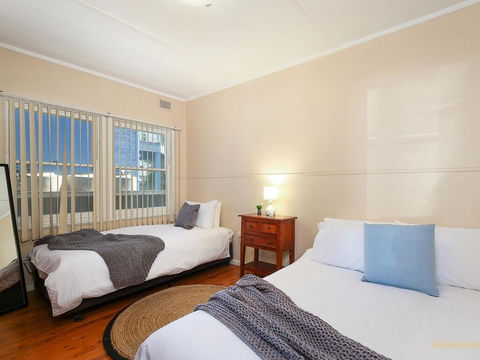 Seashells At North Avoca - 10 View Street - Hotel Accommodation 3