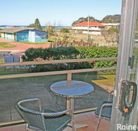 Seaview 2 - 2/171 Avoca Drive - Hotel Accommodation