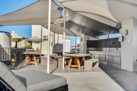 Second Floor 2 Bedroom Mooloolaba Escape - Caribbean Resort - Hotel Accommodation 1