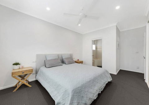 Shelly Beach Family Hideaway - Pool, Beach, Golf - Hotel Accommodation 3