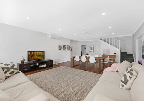 Shelly Beach Family Hideaway - Pool, Beach, Golf - Hotel Accommodation 0