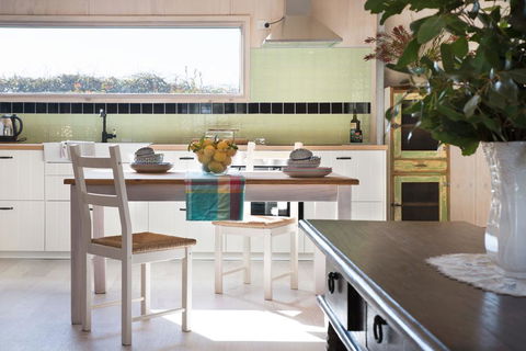 Shillings And Pence - Hotel Accommodation 0