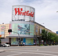 Shine Apartment - Hotel Accommodation