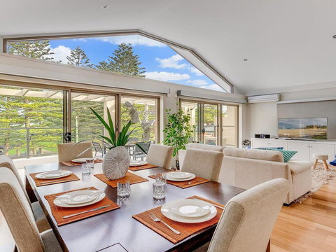 Shore To Please - Comfort, Cafes And Beaches - Hotel Accommodation 0