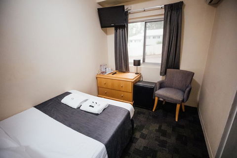 Shortland Budget Accommodation - Hotel Accommodation 1