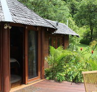 Silk Pavilions Glamping - Hotel Accommodation