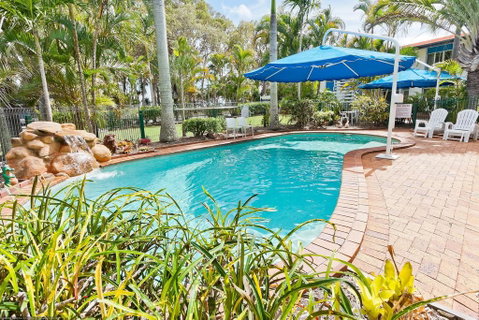Silver Sands Apartments - Hotel Accommodation 2