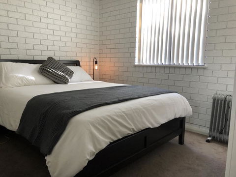 Silvers 1 - Hotel Accommodation 3