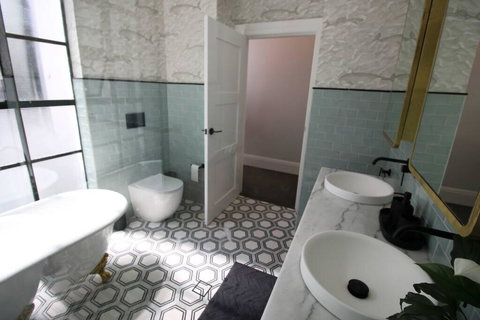 Sinjin: Unique Luxury 6 Bed House In Sydney City - Hotel Accommodation 0