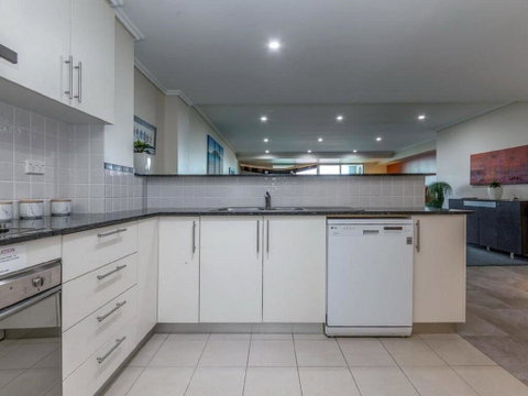 Sirocco @ Nelson Bay - Hotel Accommodation 2