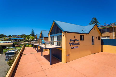 Snug Cove Villas - Hotel Accommodation 3