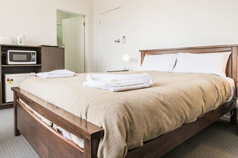 Somerset Hotel - Hotel Accommodation 0