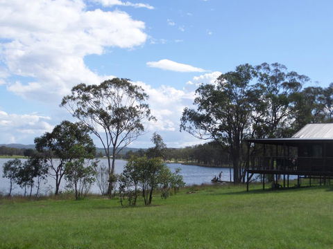 Sommerville Valley Tourist Park & Resort - Hotel Accommodation 1