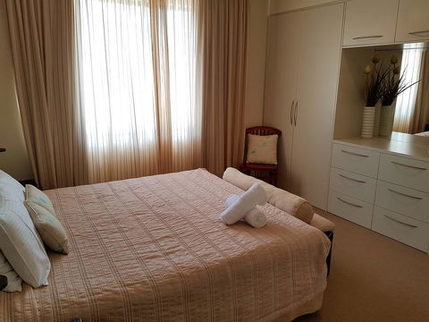 SONOMA - On The River - Hotel Accommodation 3