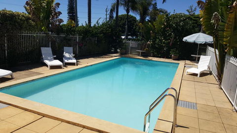 South Pacific Palms Motor Inn - Hotel Accommodation 3