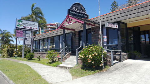South Pacific Palms Motor Inn - Hotel Accommodation 0