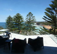Spectacular Bilgola Beachhouse - Hotel Accommodation