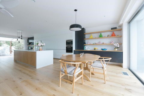 Spectacular Bilgola Beachhouse - Hotel Accommodation 3