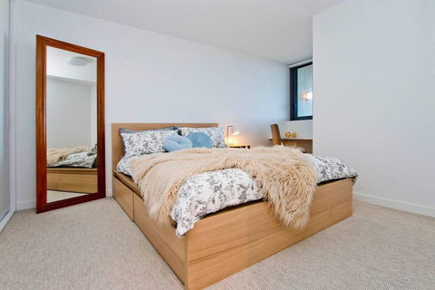 Spectacular Private Balcony Views With Pool - Hotel Accommodation 2