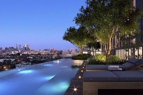 Spectacular Private Balcony Views With Pool - Hotel Accommodation 1